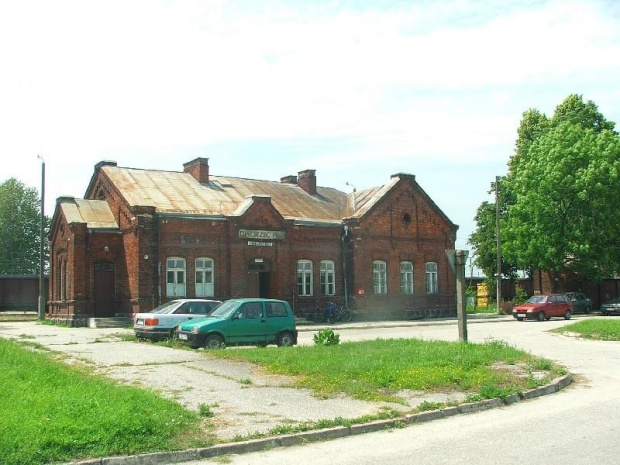 Dworzec kolejowy w Jaszczowie #dworzec #Jaszczów #kolej #PKP #zabytek #zabytki
