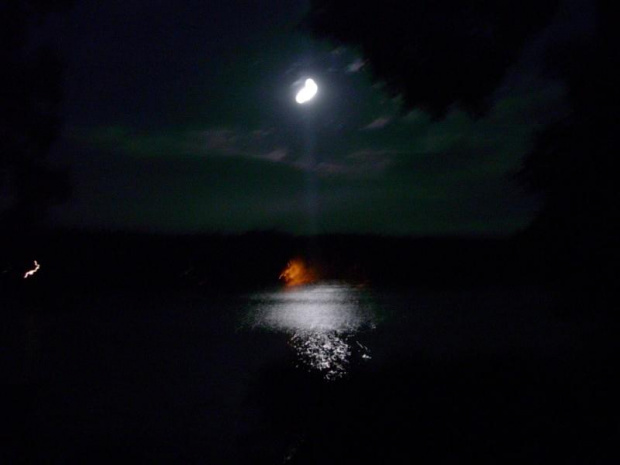 #Ksiezyc #Noc #Jezioro