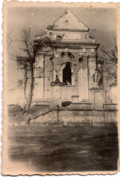 Zbombardowany kosciół w Górze Puławskiej #kościół #GóraPuławska