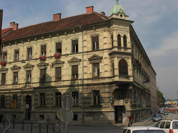 Celje - trzecie co do wielkości miasto w kraju - 50 tyś. mieszkańców :-D