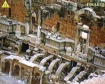 Urszula Rzepczak: Obieżyświat II - Riwiera Anatolijska - Pamukkale - Hierapolis, 03.09.2005, Polsat 2 International. Więcej na: www.forum.tvp.tv.pl