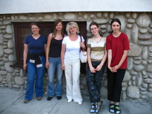 Od lewej: Kasia, Kasia, Pani, Ula, Ola. Zakopane 2006