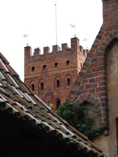 Malbork - widok wieża zamku wysokiego