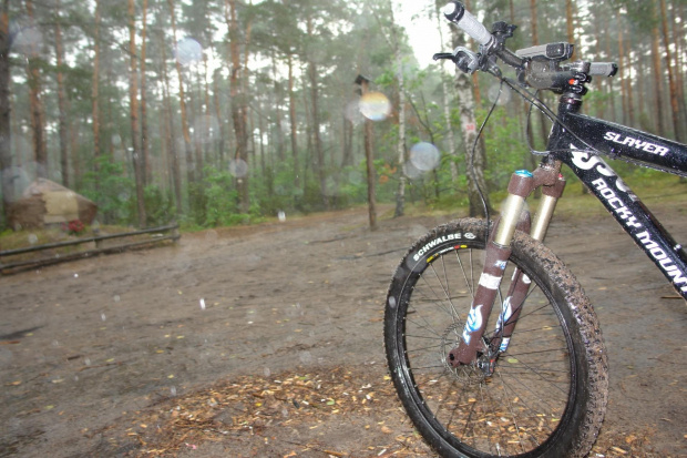 Burza sierpniowa 2006. Kampinowski Park Narodowy. #KampinowskiParkNarodowy #rower #slayer #RockyMountain