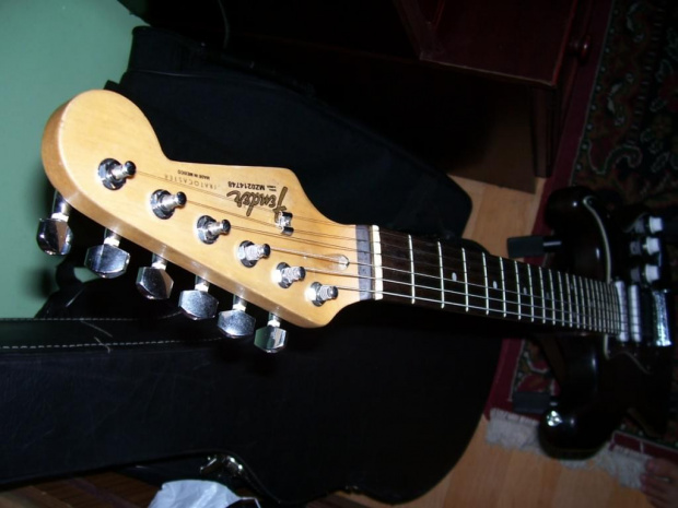 #Fender