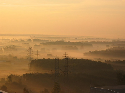 20041005_świt nad elektrownią