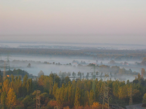 20041005_świt nad elektrownią