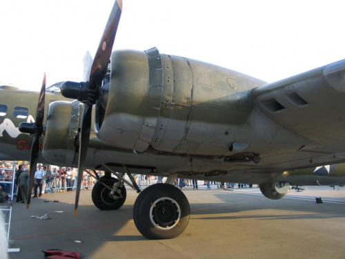 Boeing B-17G