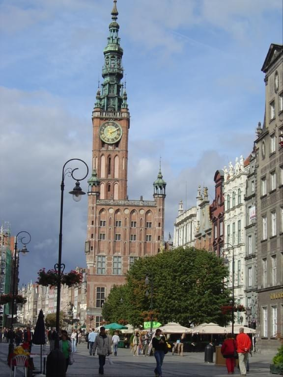 Poczatki ratusza sięgajš wczesnego sredniowiecza i od zarania swych dziejów był siedziba władz najważniejszego obszaru Gdańska, nazywanego od XIV w. Głównym Miastem. #Gdańsk #Miasto #Port #Stocznia #Żuraw