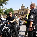 Harley Davidson na Krakowskim Rynku
07 września 2006 #Harley #Davidson #Kraków