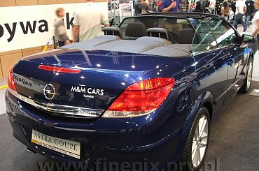 Auto Moto Show 2006 Katowice Spodek #zyzio2000 #Krais #zdjęcia #Katowice #AutoMotoShow2006 #Spodek