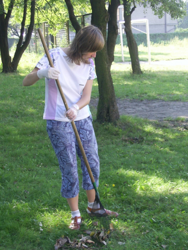 1 listek, 2 listek...147 listek, 148 listek ostatni, robota skończona. Jeszcze tylko pozamiatać