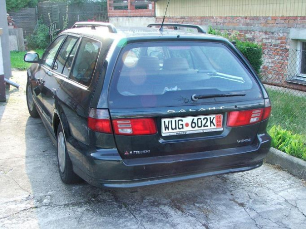 Tył