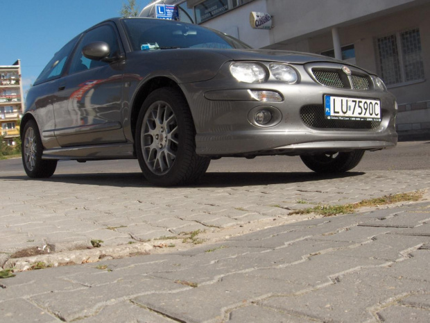 MG ZR