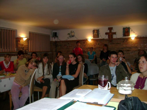 spotkanie, 22.IX.2006 rok, przed oglšdaniem filmu "ciało" :) #spotkanie