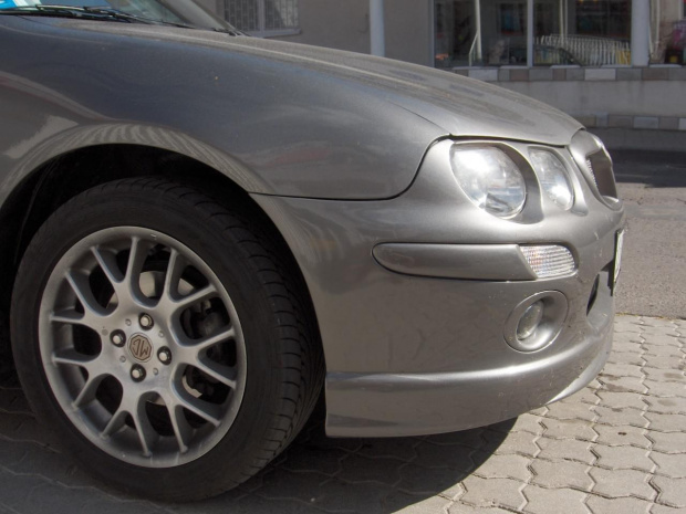 MG ZR