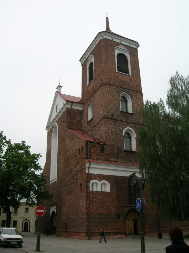 Some photos made in Kaunas - Old City and Monastery near to #Kaunas #OldTown #Castle