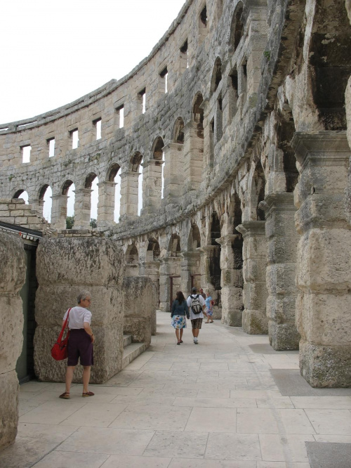 Pula - starożytny amfiteatr - Chorwacja