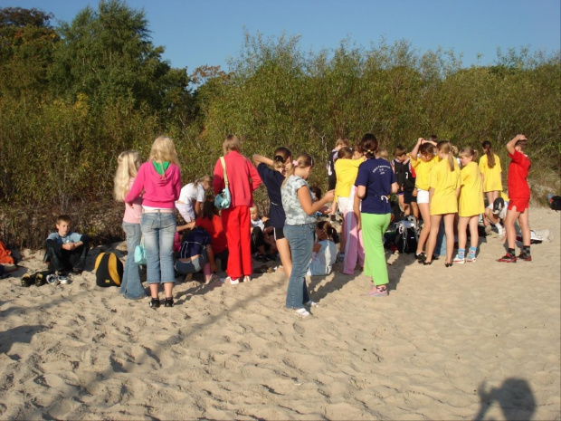 Sztafetowe Biegi Przełajowe po plaży w Sopocie. Organizator sopocki MOSiR #Sp9WSopocie