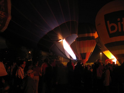 Nocny pokaz balonowy - Leszno #BalonyBalonPokazNocLeszno