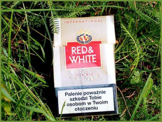 i pozostały tylko kolory - red i white... i wspomnienia... #PożegnanieBiedronki