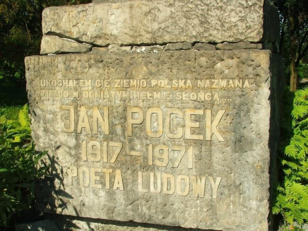 Markuszów - pomnik Jana Pocka #Pocek #poeta #pomnik #Markuszów