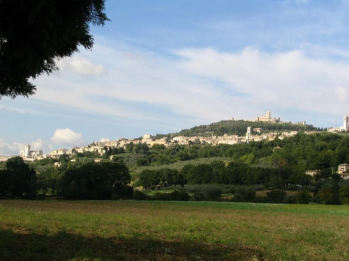 Panorama Asyżu w z drogi do Rivotorto