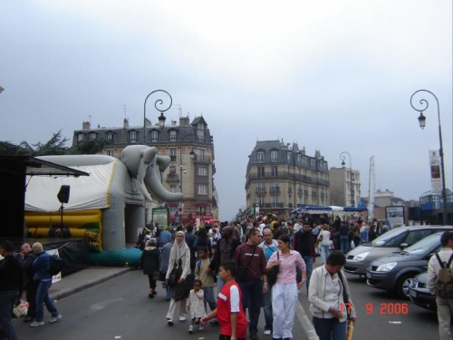 Maisons-Laffitte - brocante w centrum