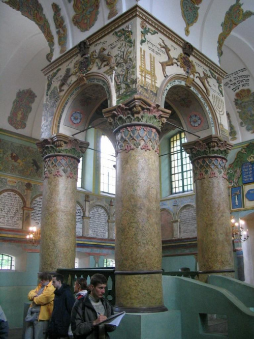 synagoga w łańcucie wnętrze