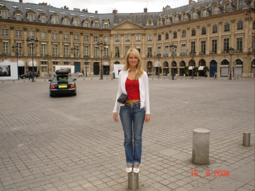 Paris I (1. dzielnica Paryża) - Place Vendôme, gdzie mieszkał Cyprian Norwid i skšd po raz ostatni w życiu wyjechali Dodi Al-Fayed i Księżna Diana !