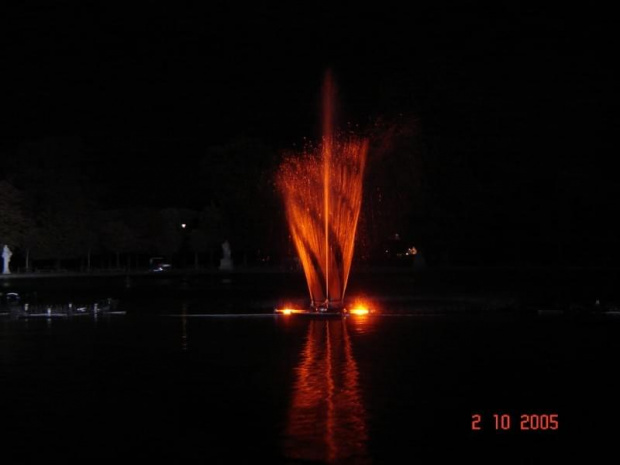 Paris I (1. dzielnica Paryża) - Ogród Tuileries - pokaz