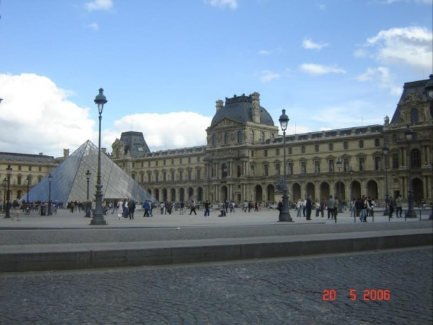 Paris I (1. dzielnica Paryża) - muzeum Louvre