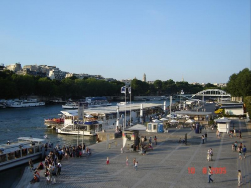 Paris VII (7. dzielnica Paryża) - Bateaux Parisiens (Paryskie Statki)