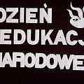 Apel z okazji Dnia edukacji Narodowej przygotowany przez koło teatralne ZSRCKu w Łodzierzy