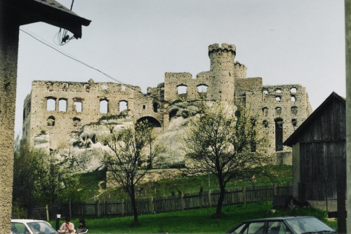 Ruiny zamku w Ogrodzieńcu - wyprawa motocyklowa na JURĘ KRAKOWSKO - CZĘSTOCHOWSKĄ.
