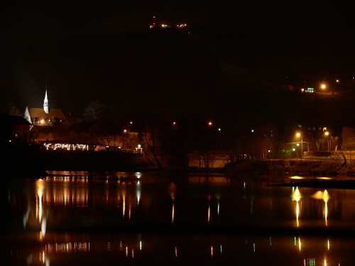 Międzybrodzie Żywieckie, widok na górę Żar