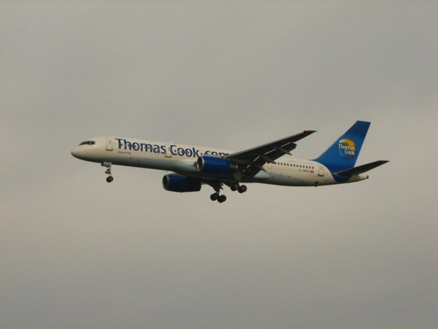 Thomas Cook Airlines
Boeing 757-25F - G-JMCD #samoloty #EPKK #Balice #Lotnictwo #kraków