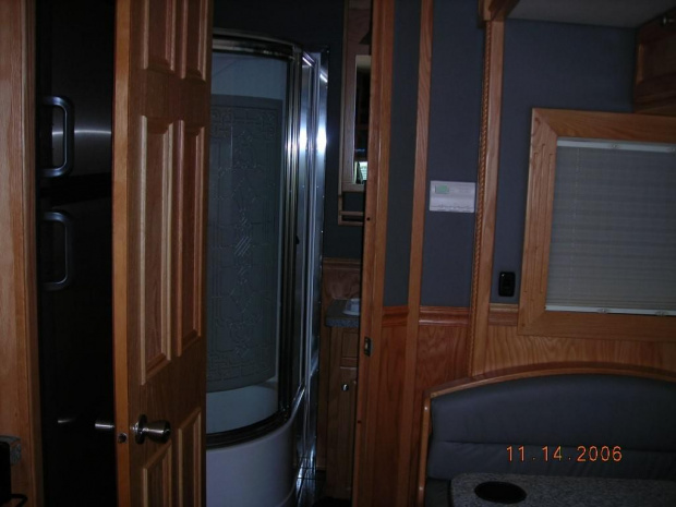 Freightliner Columbia Camper