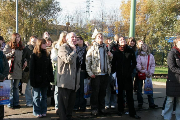 Wycieczka licealistów z II LO w Gdańsku dp Elektrociepłowni EC2. Oprowadzał inż. Brunon Stromski. Wycieczka w dniu 16-11-2006 #ec2 #wycieczka #elektrociepłownia