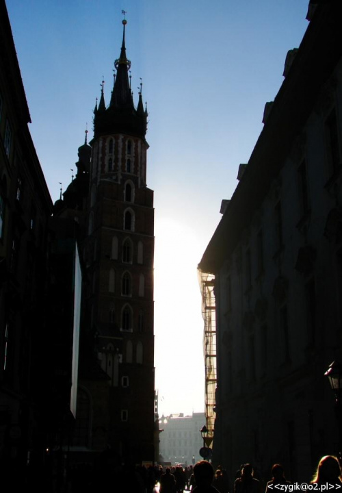 Charakterystyczne rysy :) #Kraków #Rynek #Mariacki #Kościół