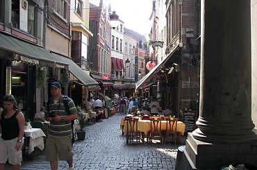 Belgia - Bruksela 2006 #Belgia #Bruksela #MiniEurope #Atomium #GrandPlace #Ratusz #Katedra #Michała #Manneken #Pis #kamienice