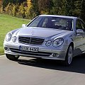 Mercedes-Benz E350 with Sports Equipment (W211) (2005) #W211 #Limuzyna #auto #samochód #samochod