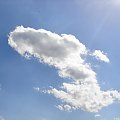 Chmurka ... mi przypomina delfina :) #Niebo #chmury #lato #wakacje