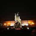 Pomnik J.P. II przy urzędzie miasta #Szczecin #Pomnik #JasneBłonia #noc