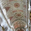 Kościół św. Ignacego - wnętrze. #Praga #miasto #stolica