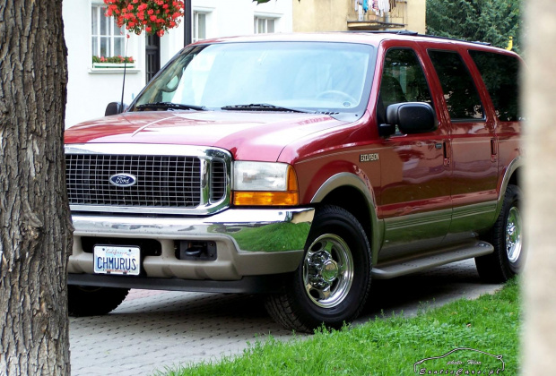 Ford Excursion