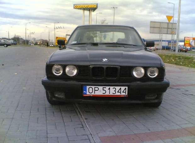 Agresywna 5tka braciszka
BMW- mocna gwardia.