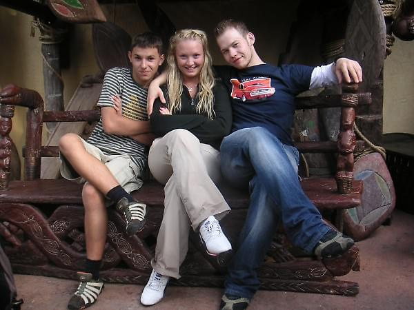 Ich, Agi und Adrian in Phantasialand.