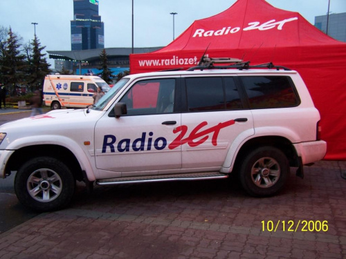 Samochod radia "ZET" był pod PKIN w Warszawie