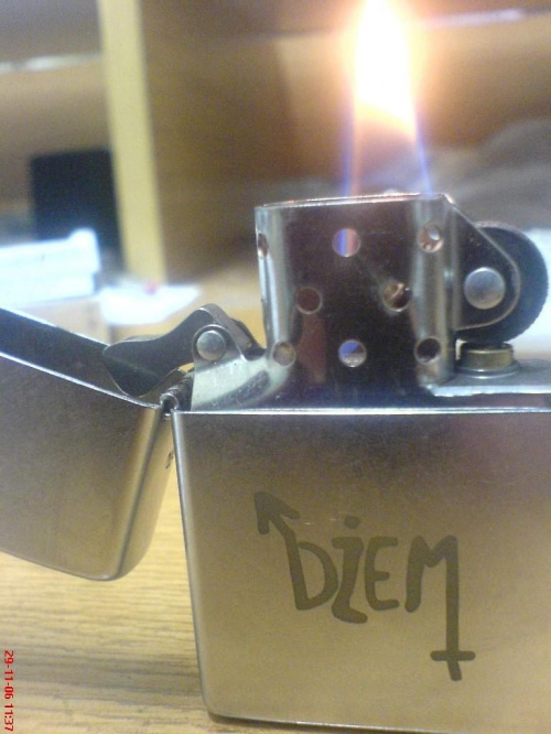 Moja najnowsza #zippo #dżem